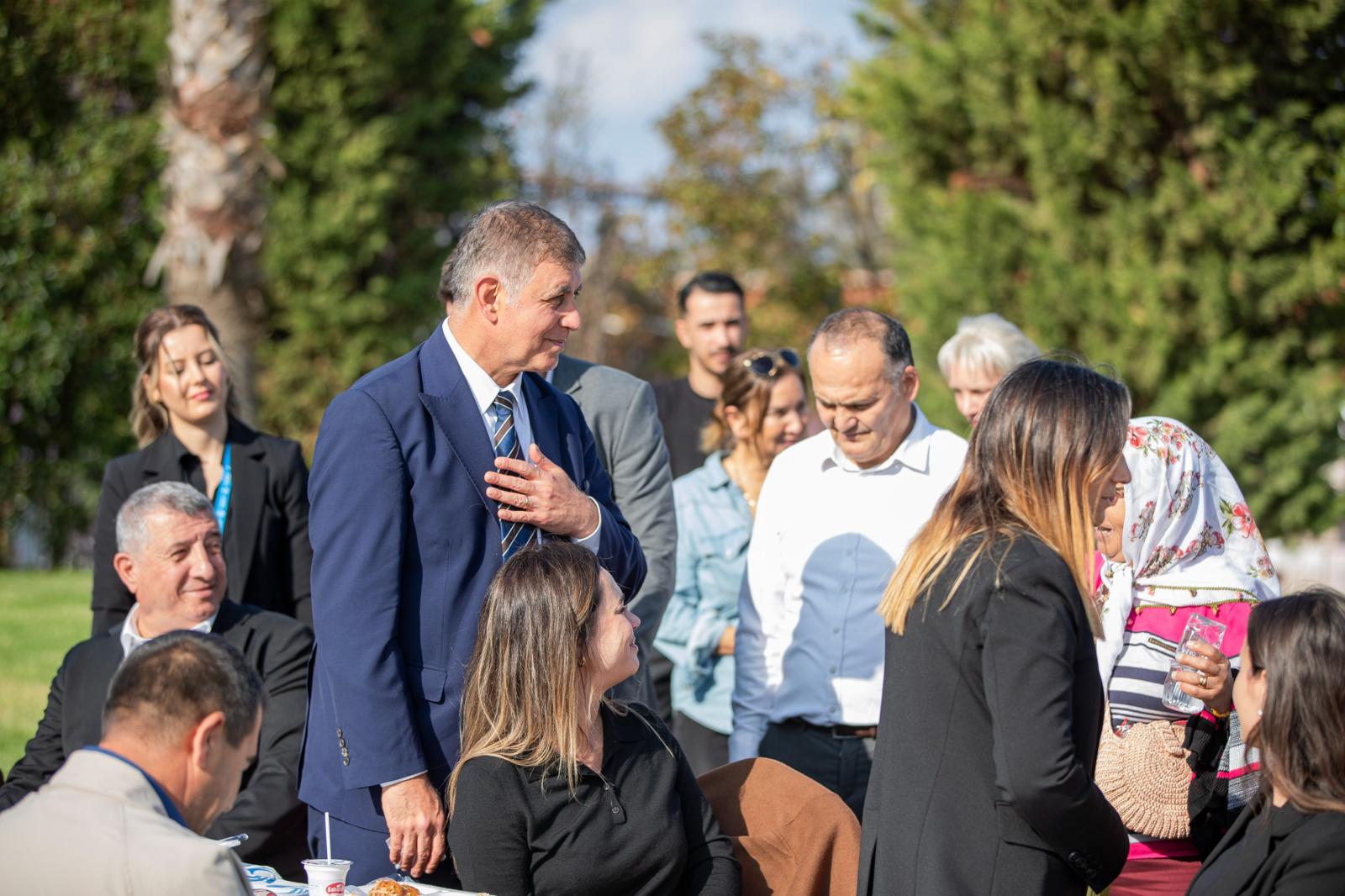 BAŞKAN TUGAY, ONUR GÜNAY’IN HAYIR YEMEĞİNE KATILDI