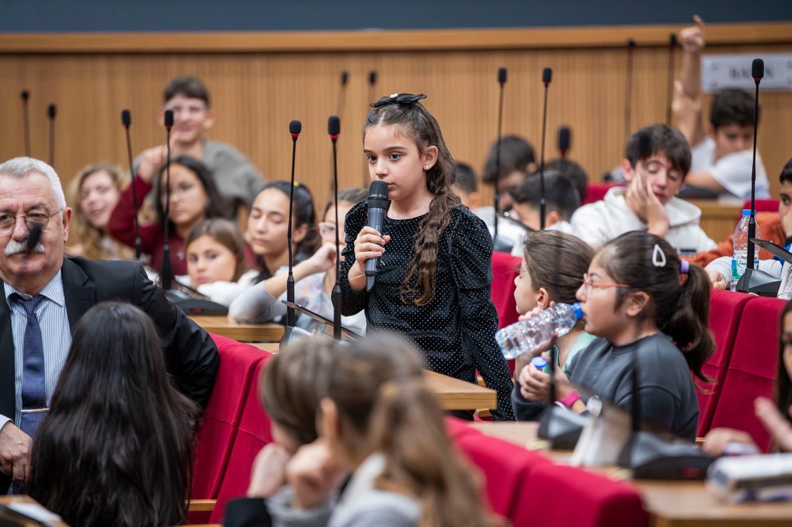 BAŞKAN TUGAY: “SÖZ ÇOCUKTA”