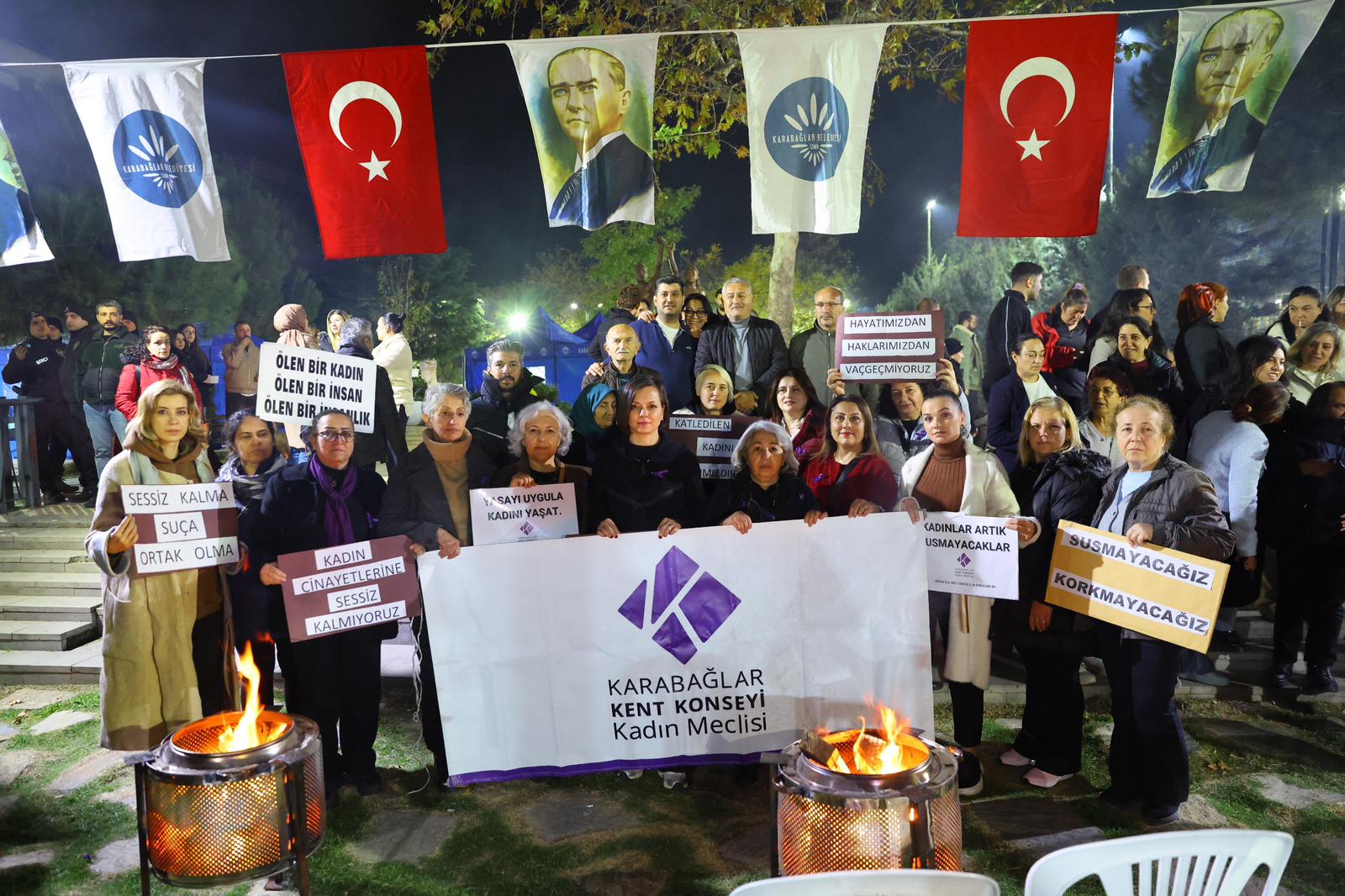 KARABAĞLAR KADINA ŞİDDETE KARŞI TEK SES TEK YÜREK KARABAĞLAR KADINA ŞİDDETE KARŞI TEK SES TEK YÜREK