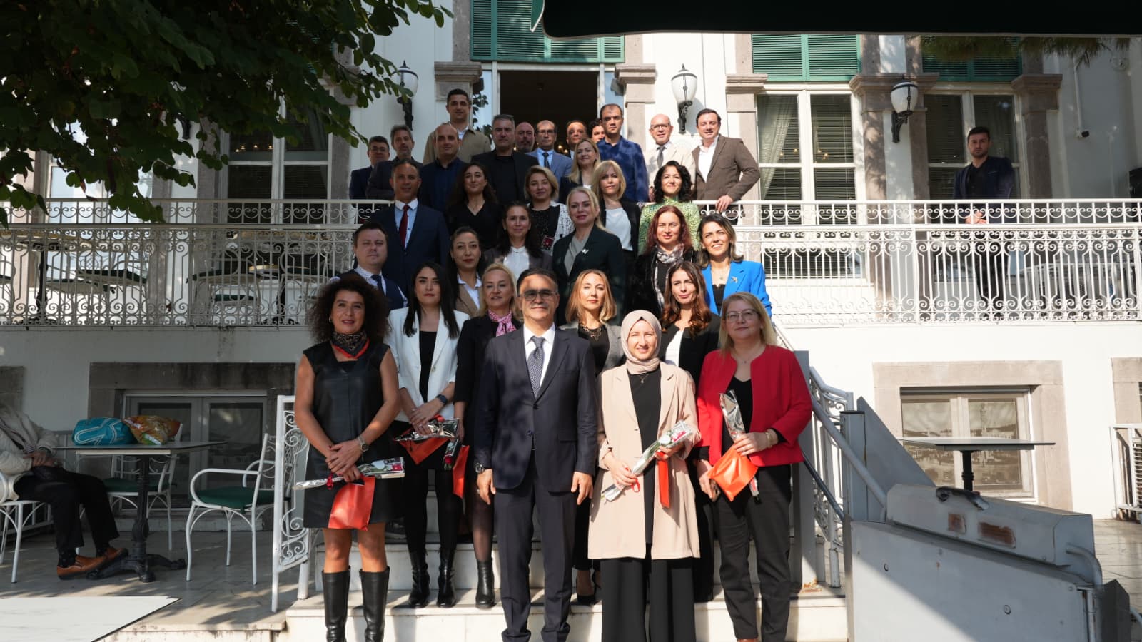 ÖĞRETMENLER GÜNÜNE ÖZEL KAHVALTI