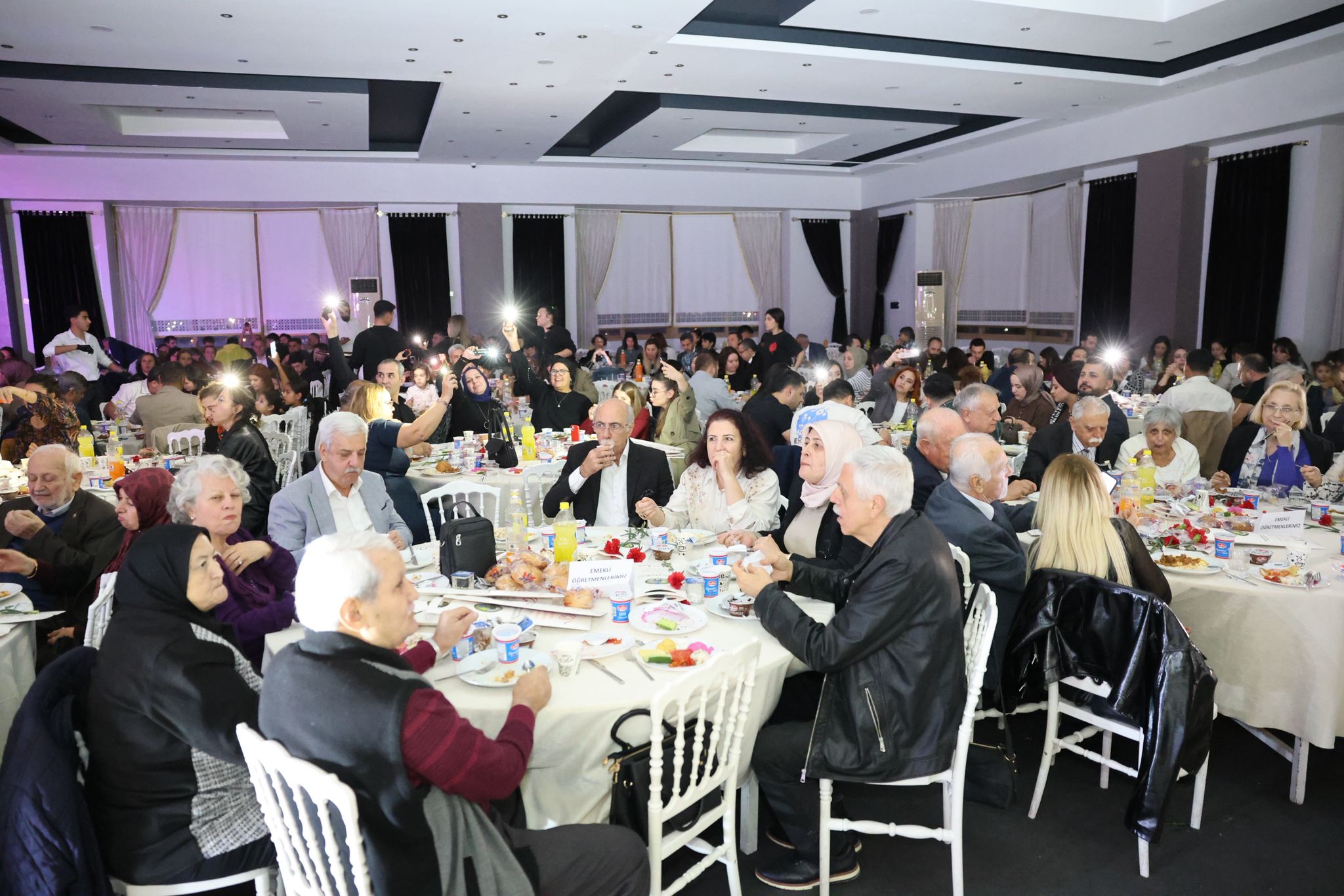 PEHLİVAN ÖĞRETMENLERLE BULUŞTU