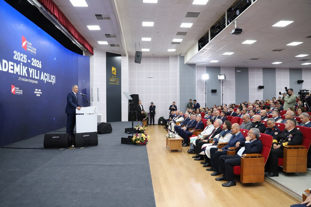 BAKAN YERLİKAYA AKADEMİK AÇILIŞA KATILDI