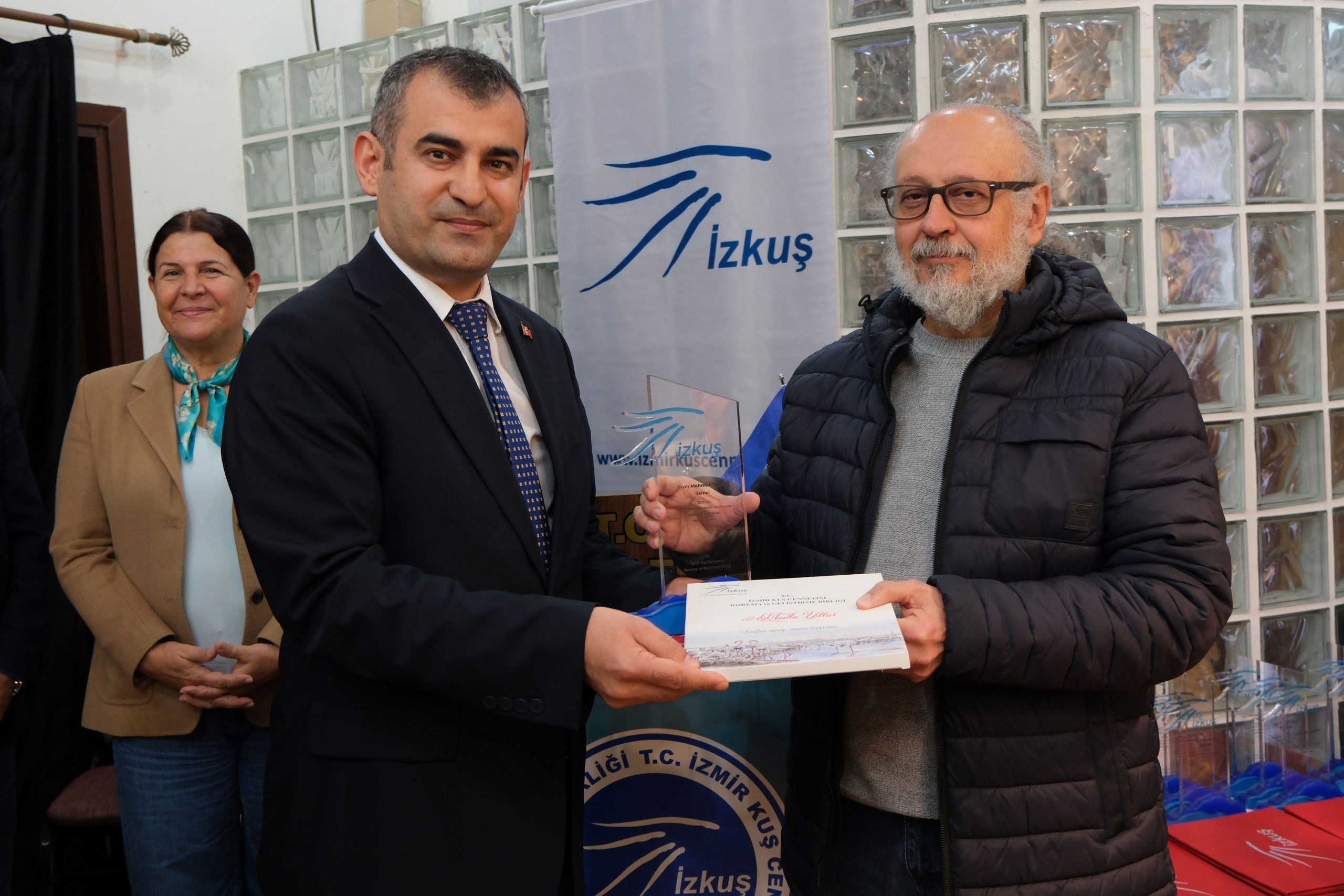 FOÇA’DA YABAN HAYATI VE KUŞ KARİKATÜRÜ ÖDÜLLERİ SAHİPLERİNİ BULDU