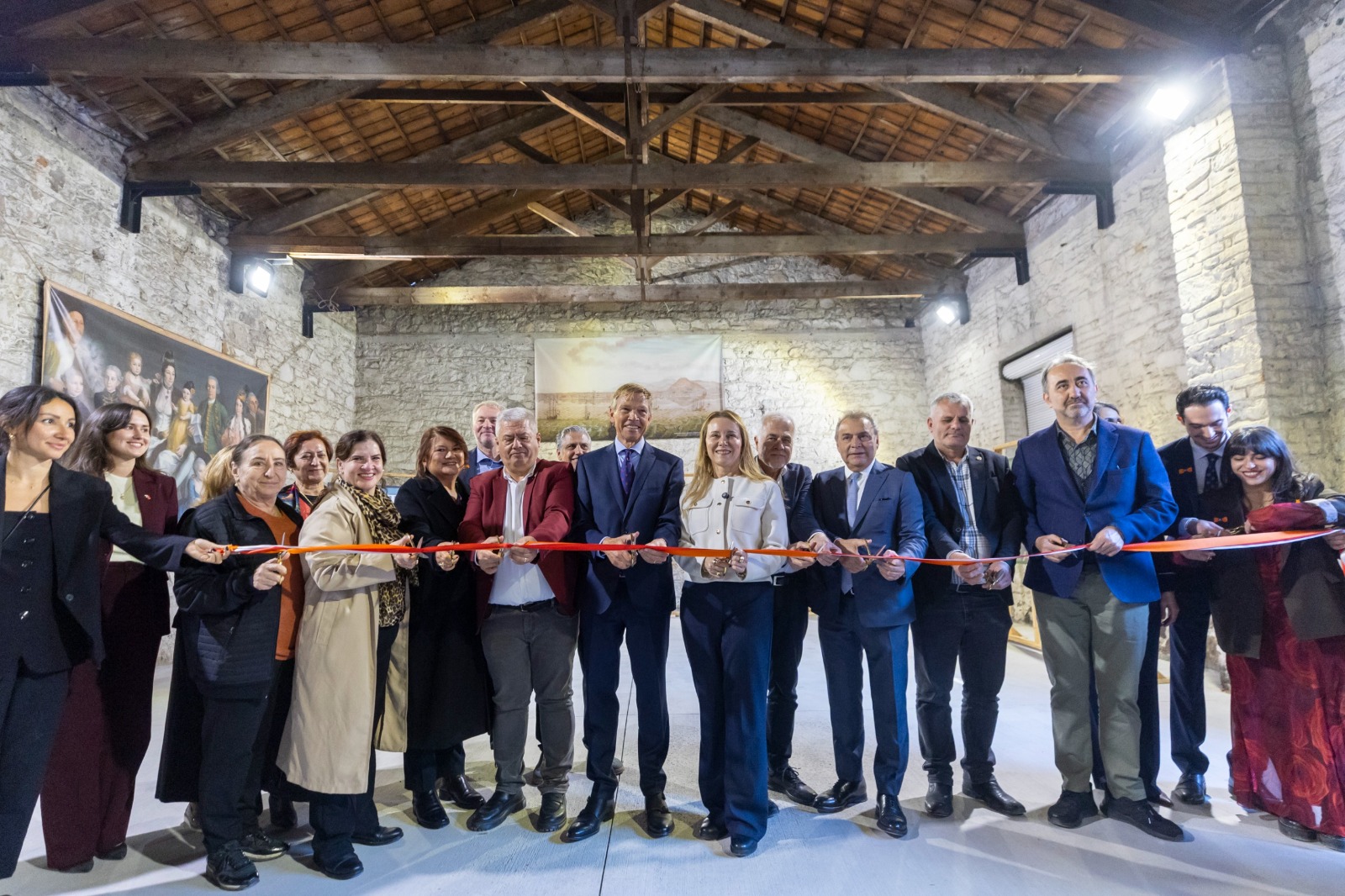 HOLLANDA VE TÜRKİYE: ORTAK MİRAS SERGİSİ AÇILDI