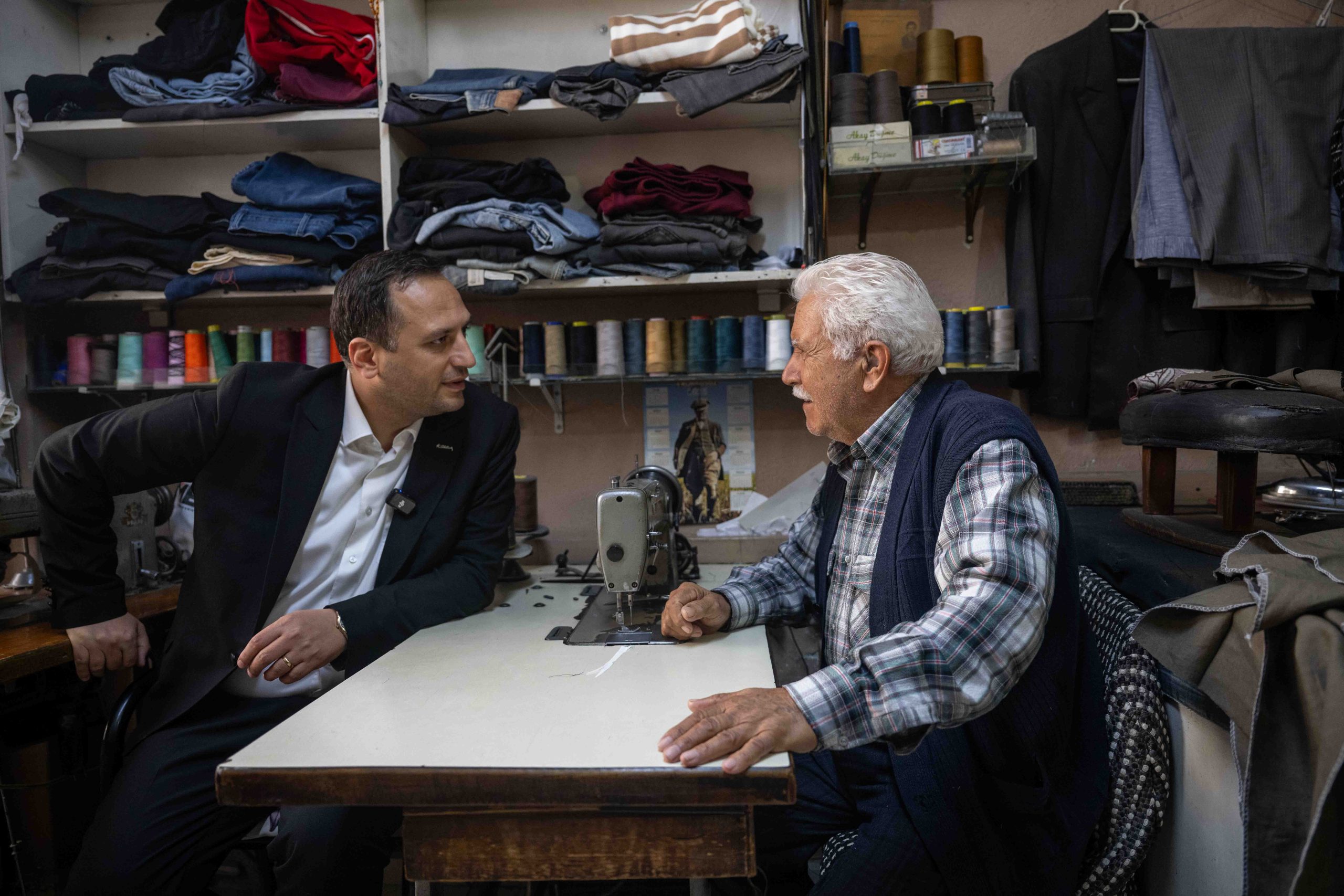 Başkan Eşki Çamdibi’nde saha mesaisinde Başkan Eşki Çamdibi’nde saha mesaisinde