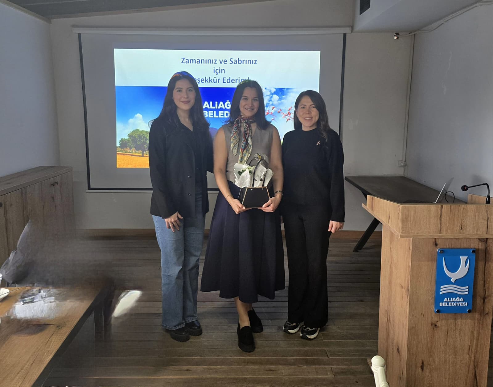 ALİAĞA BELEDİYESİ’NDEN ERGENLİK DÖNEMİ SEMİNERİ