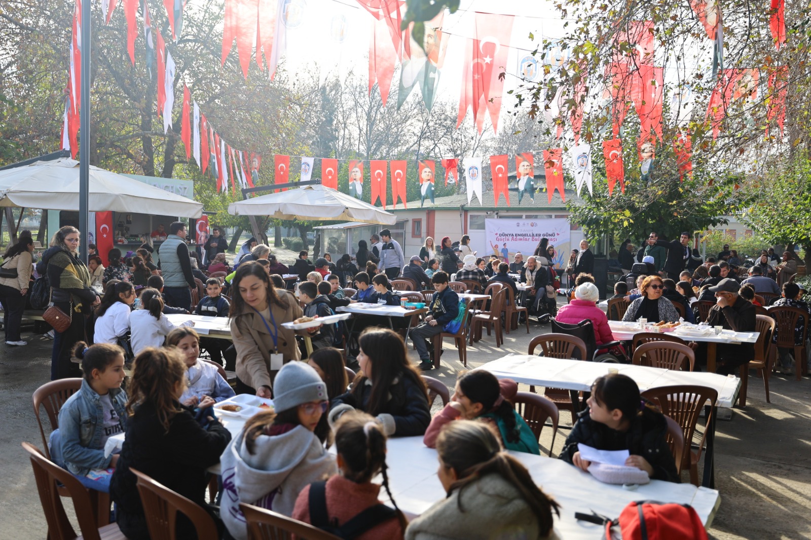 SENGEL’DEN EFES SELÇUK’UN ENGELSİZ ÇOCUKLARINA TEŞEKKÜR SENGEL’DEN EFES SELÇUK’UN ENGELSİZ ÇOCUKLARINA TEŞEKKÜR