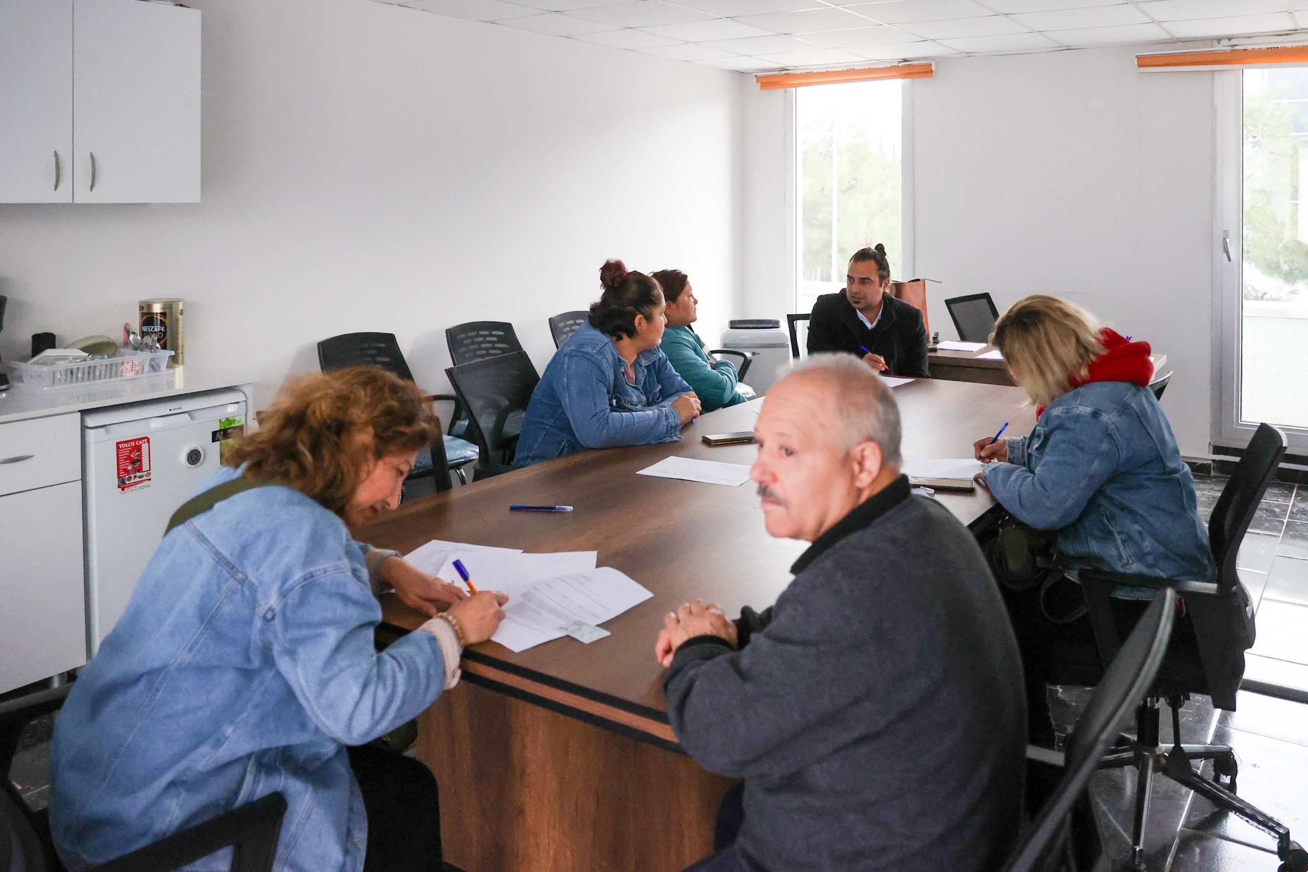 BUCA’NIN İSTİHDAM OFİSLERİ MEYVE VERİYOR