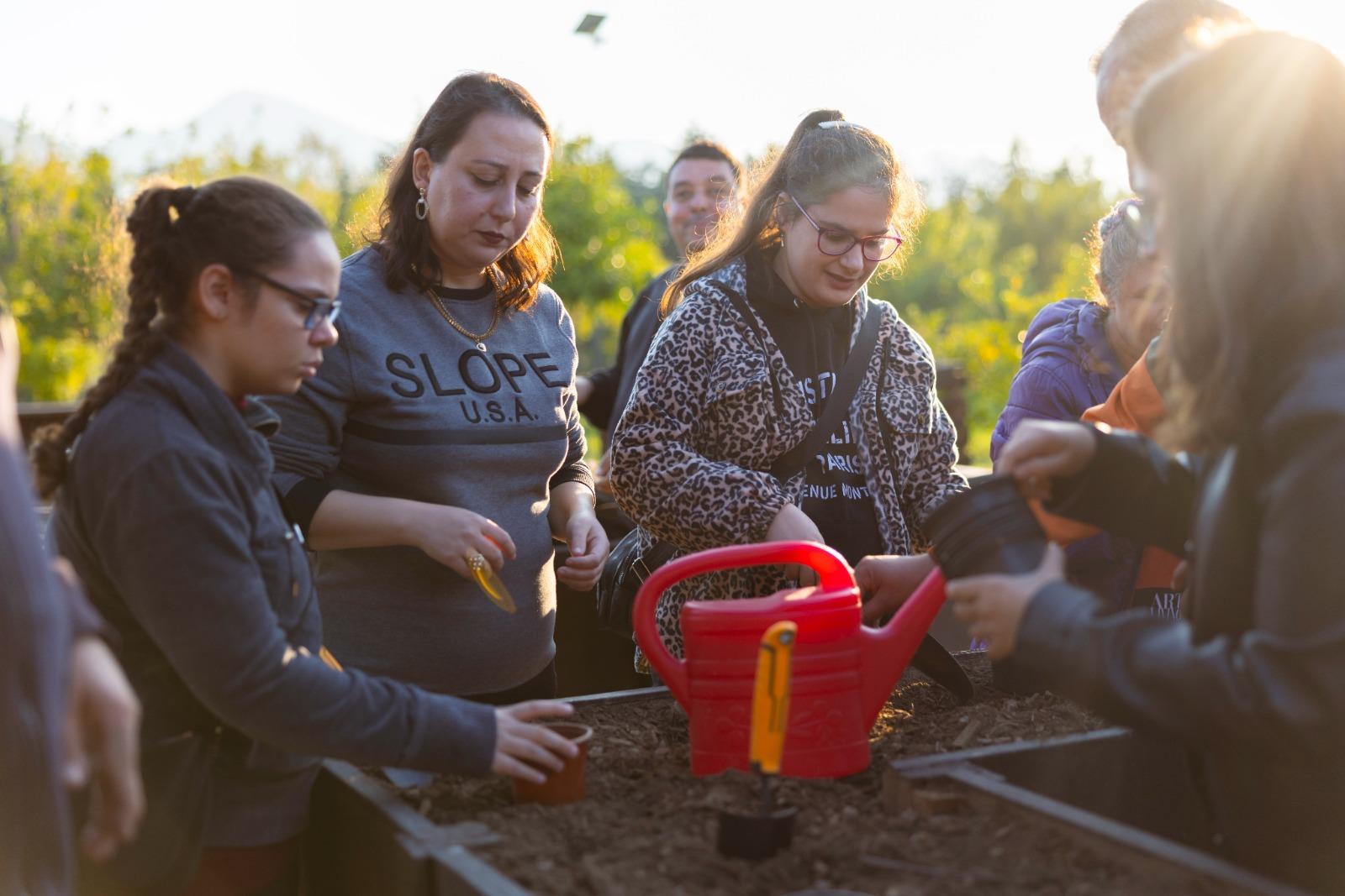TOHUMDAN TOPRAĞA, TOPRAKTAN SOFRAYA