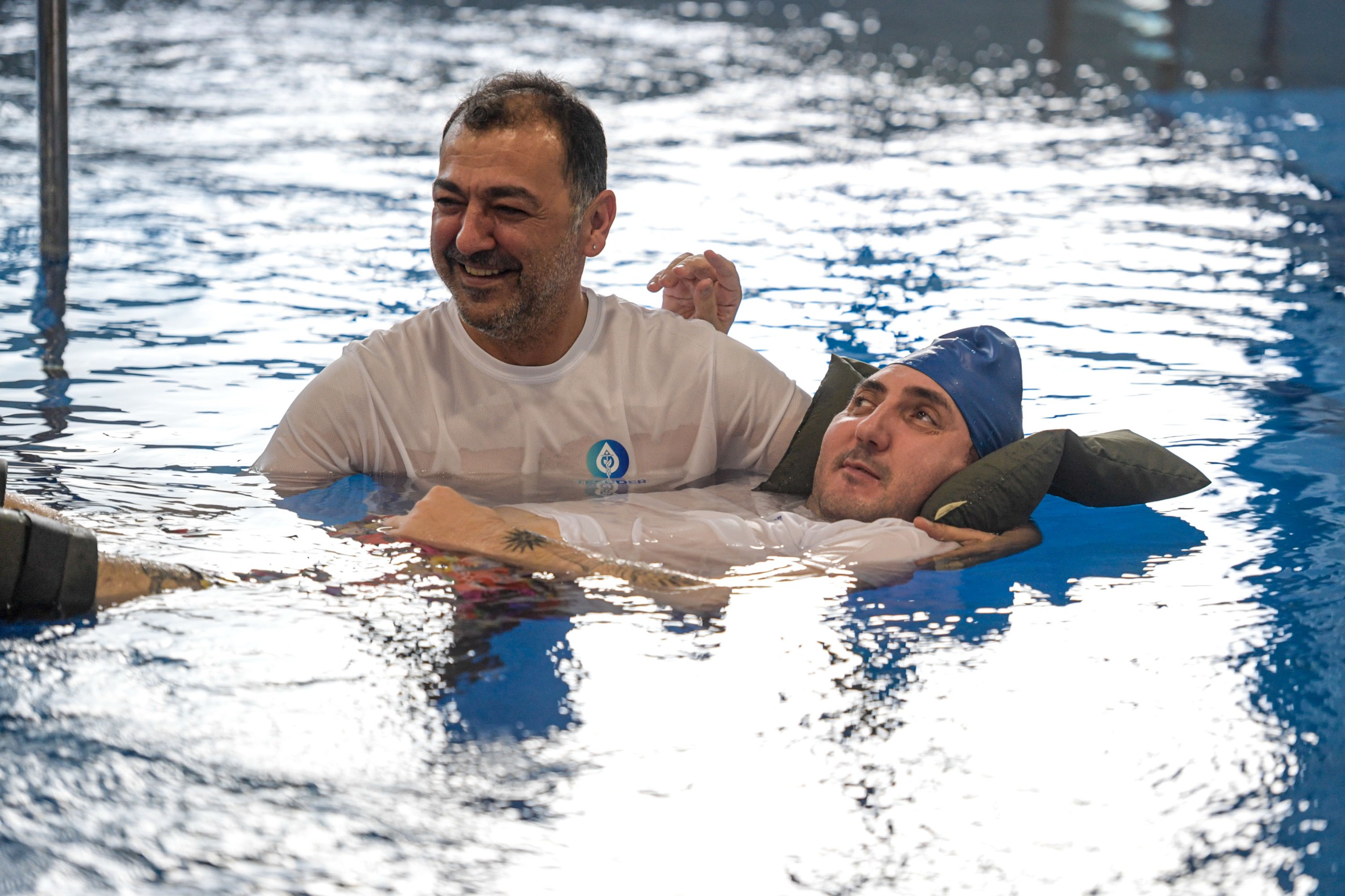 SUYUN İYİLEŞTİRİCİ GÜCÜYLE ENGELLER AŞILIYOR