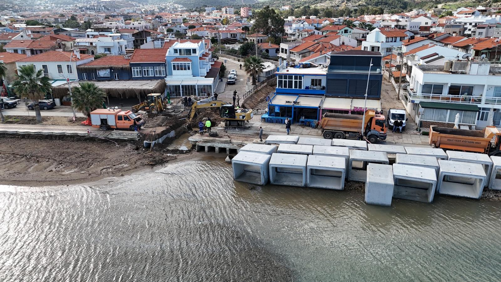 YENİ FOÇA’DA TAŞKIN KABUSU BİTTİ