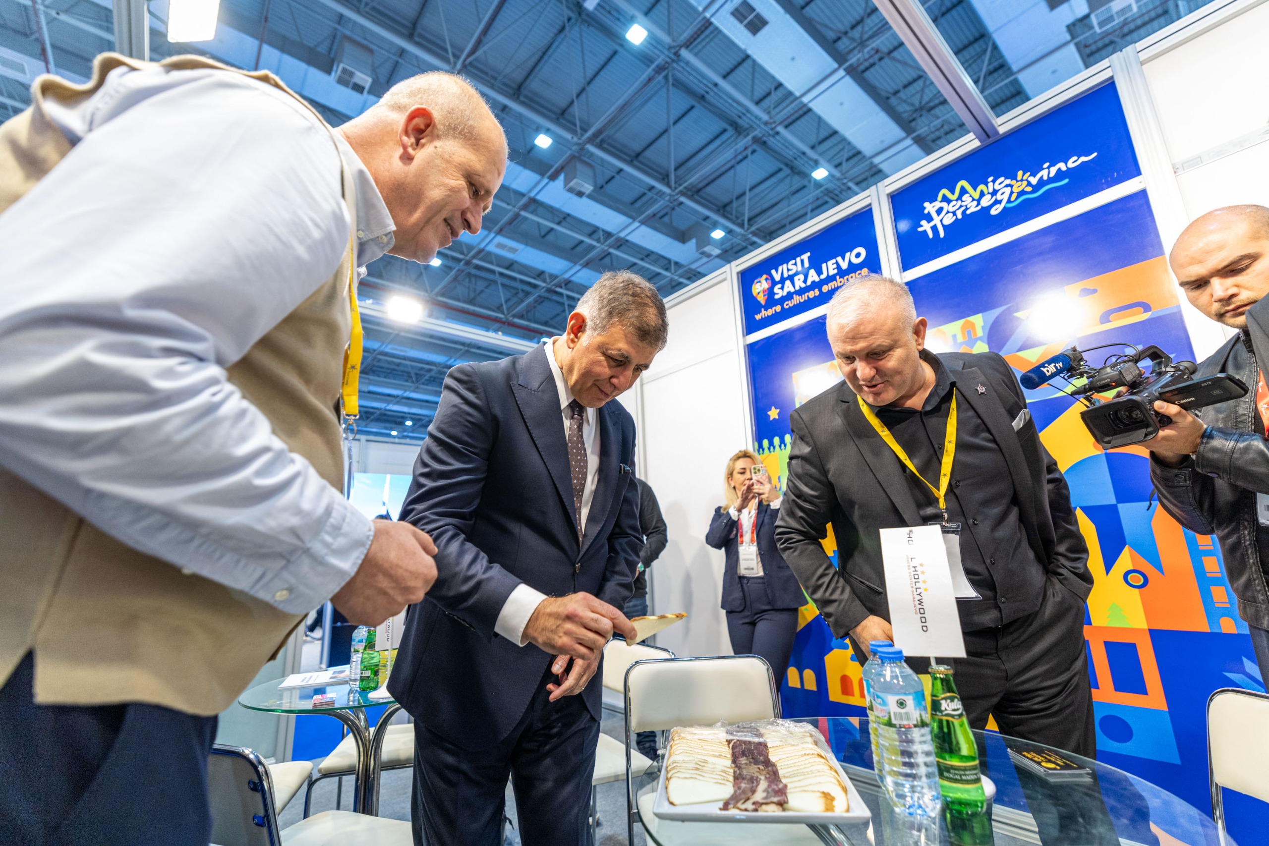 DÜNYA TURİZM PROFESYONELLERİ İZMİR’DE BULUŞTU