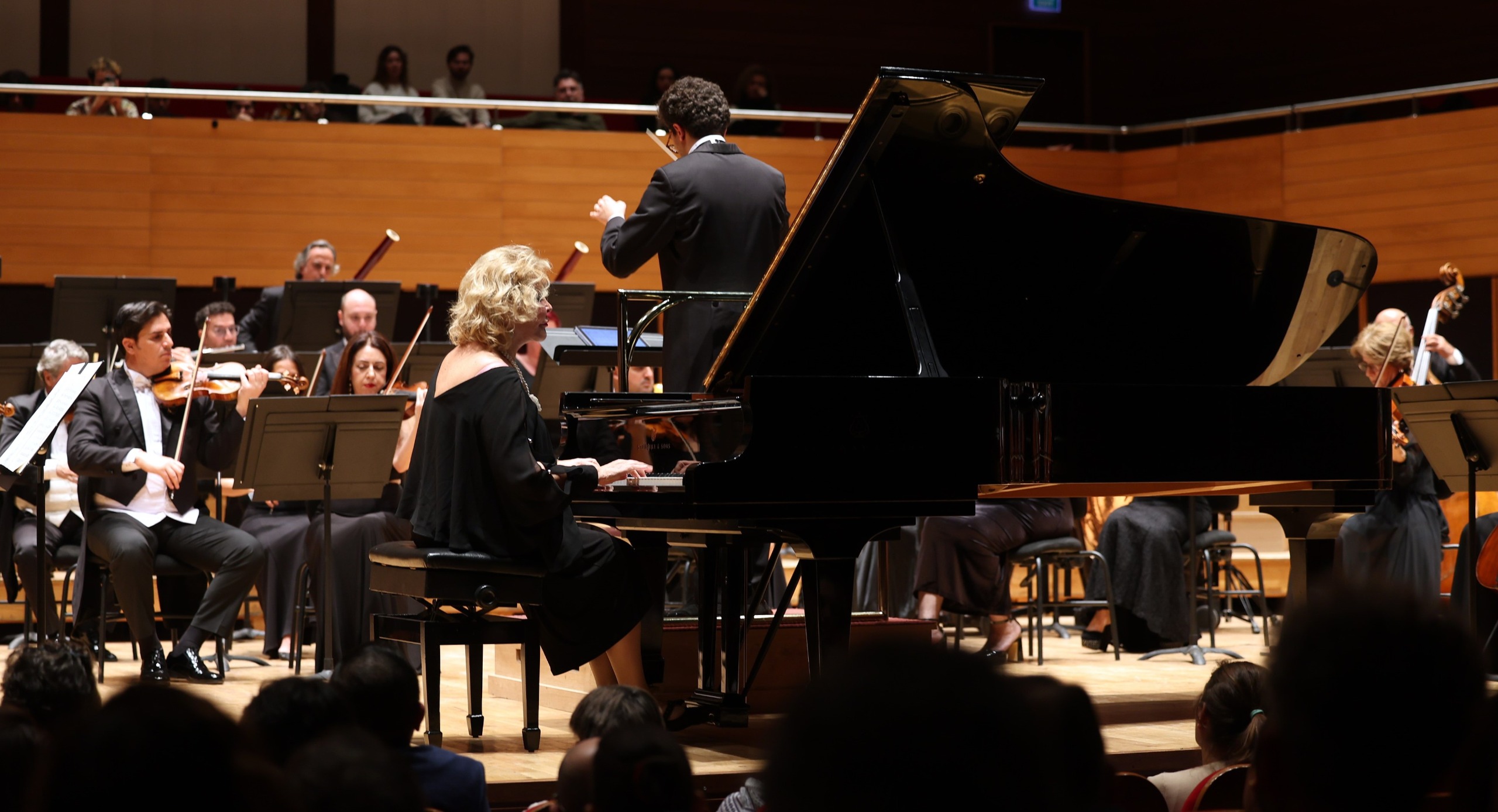 İSMET İNÖNÜ MOZART’IN ESERLERİYLE ANILDI