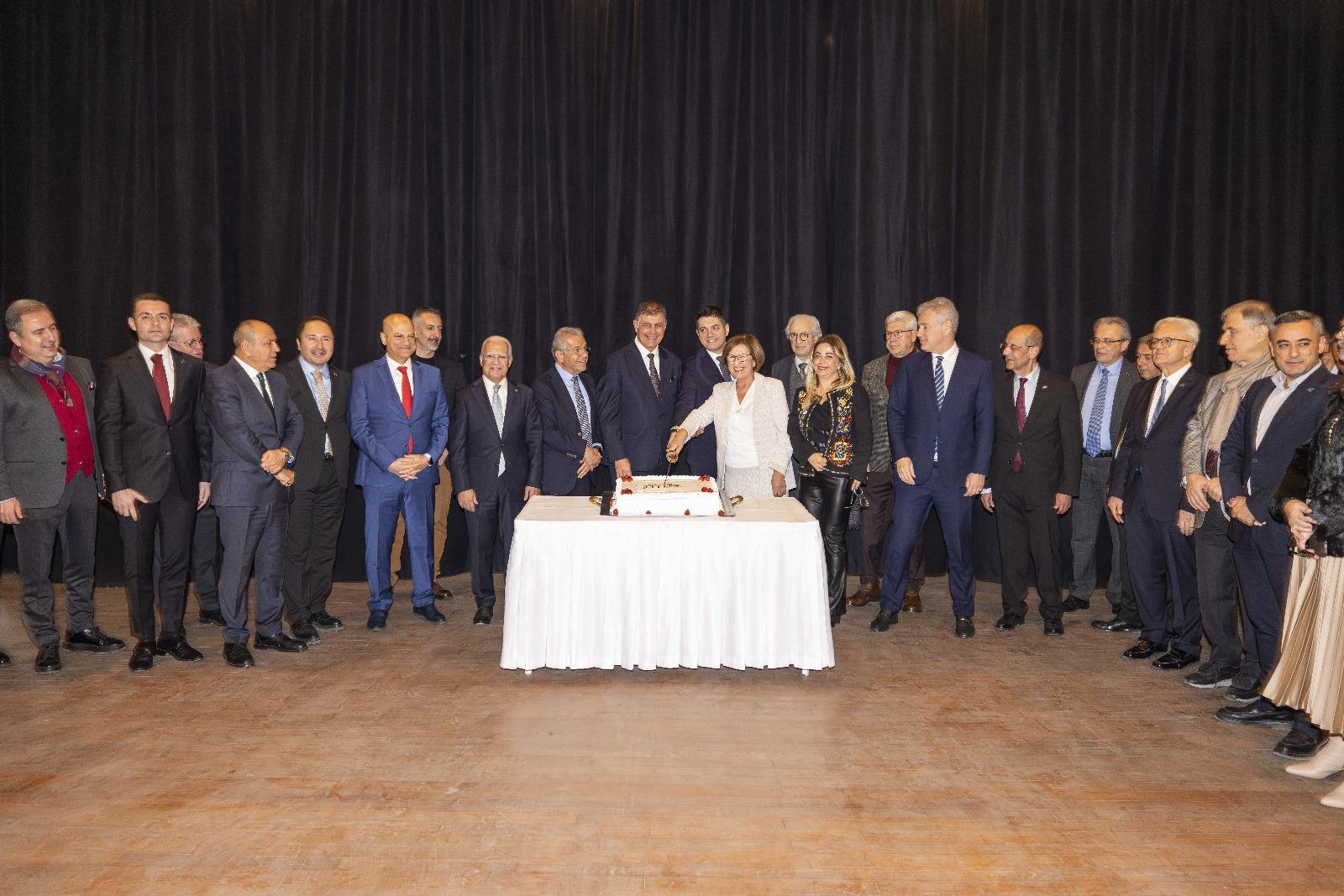 İZMİR&rsquo;DE SU KONSEYİ KURULUYOR, GRİ SU D&Ouml;NEMİ BAŞLIYOR