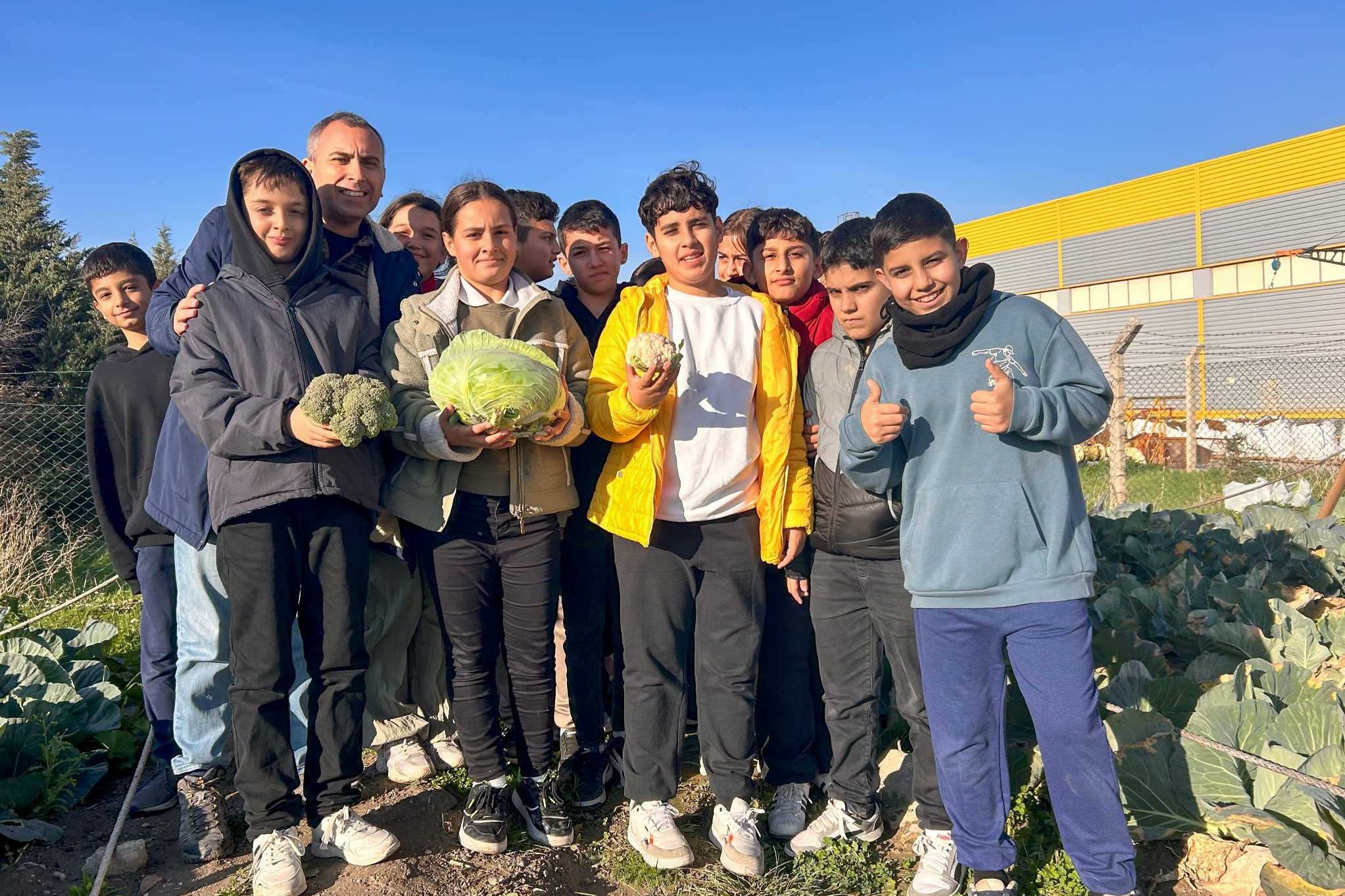 KENT BOSTANI’NDA UYGULAMALI EKOLOJİ EĞİTİMİ KENT BOSTANI’NDA UYGULAMALI EKOLOJİ EĞİTİMİ