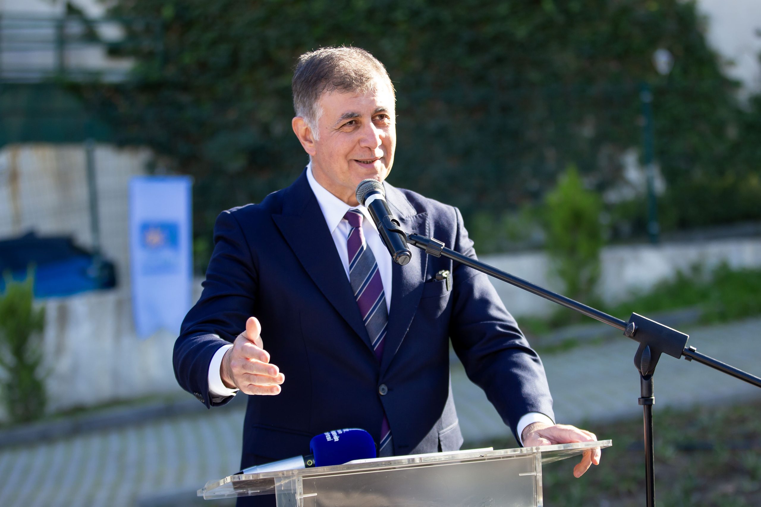 DR. ERG&Uuml;N DEMİR&rsquo;İN ADI NARLIDERE&rsquo;DE &Ouml;L&Uuml;MS&Uuml;ZLEŞTİ