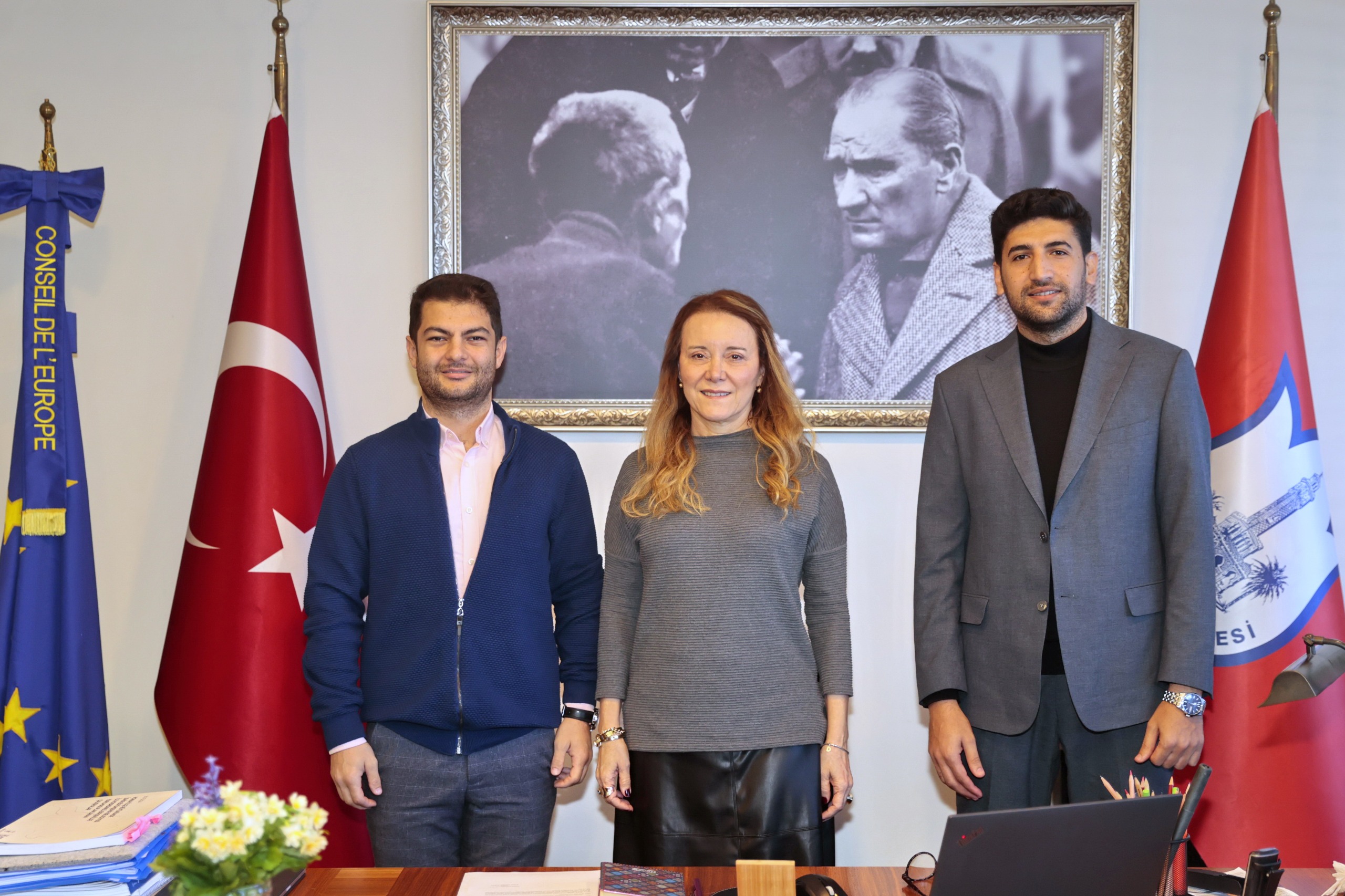 KONAK&rsquo;TA &ldquo;GEN&Ccedil;&rdquo; PROTOKOL