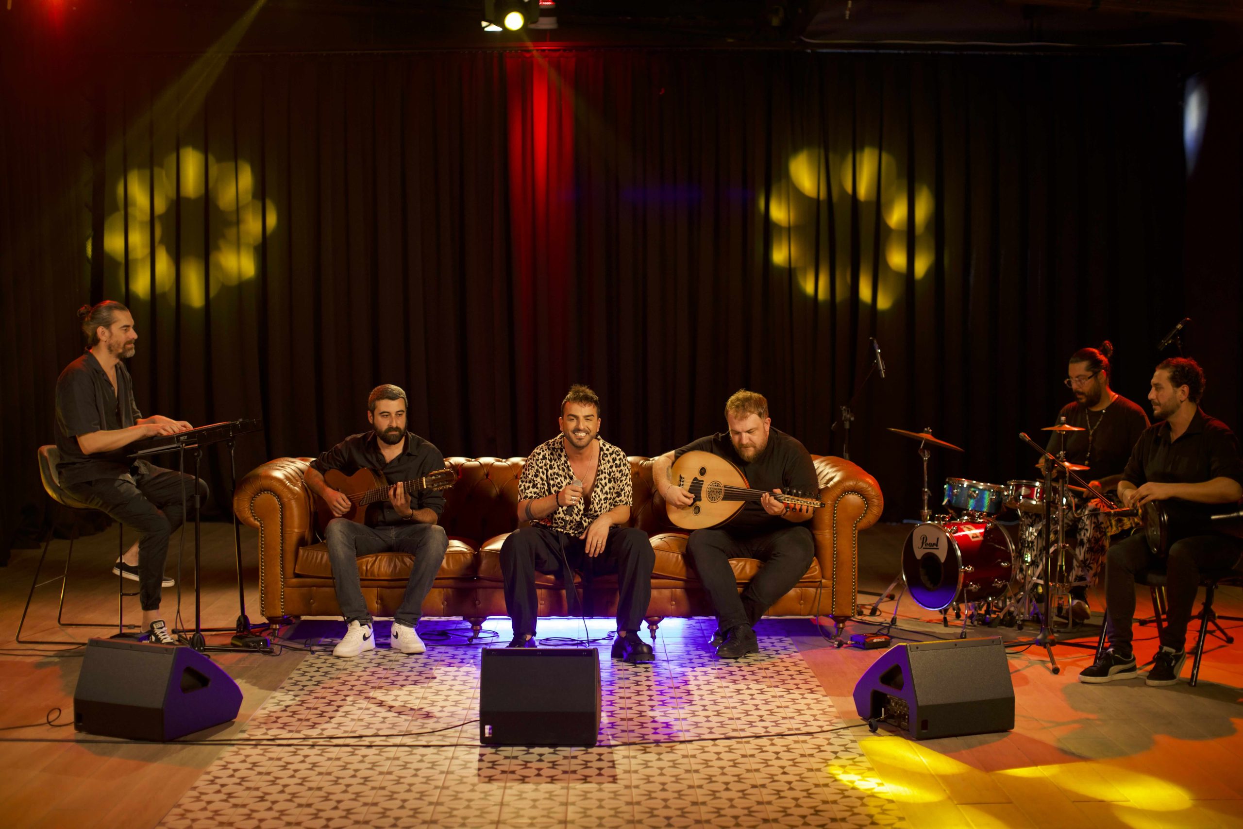 SARP KAYA’DAN TAM KALBE İSABET ŞARKI! SARP KAYA’DAN TAM KALBE İSABET ŞARKI!