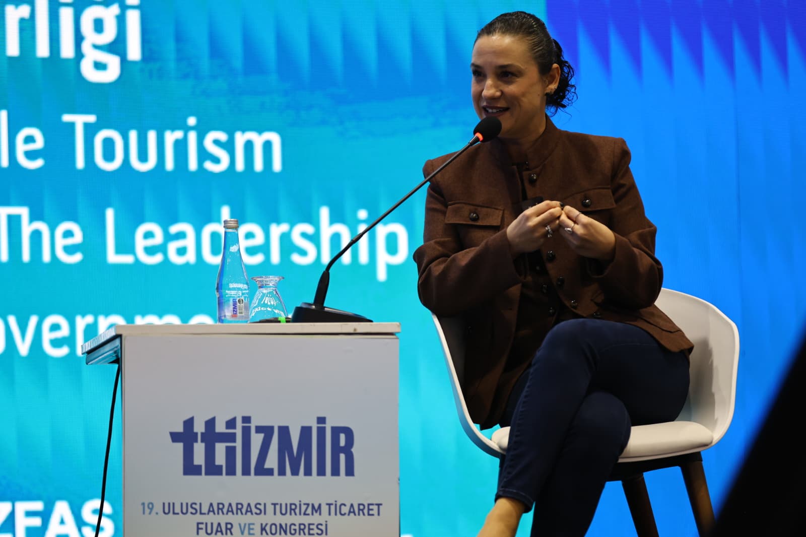 SENGEL: TURİZM YERELLE BÜTÜNLEŞİNCE DEĞER ÜRETİR SENGEL: TURİZM YERELLE BÜTÜNLEŞİNCE DEĞER ÜRETİR