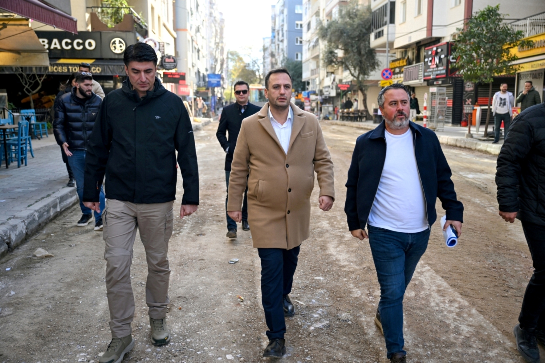 BORNOVA&rsquo;DA ALTYAPI&ndash;&Uuml;STYAPI SEFERBERLİĞİ