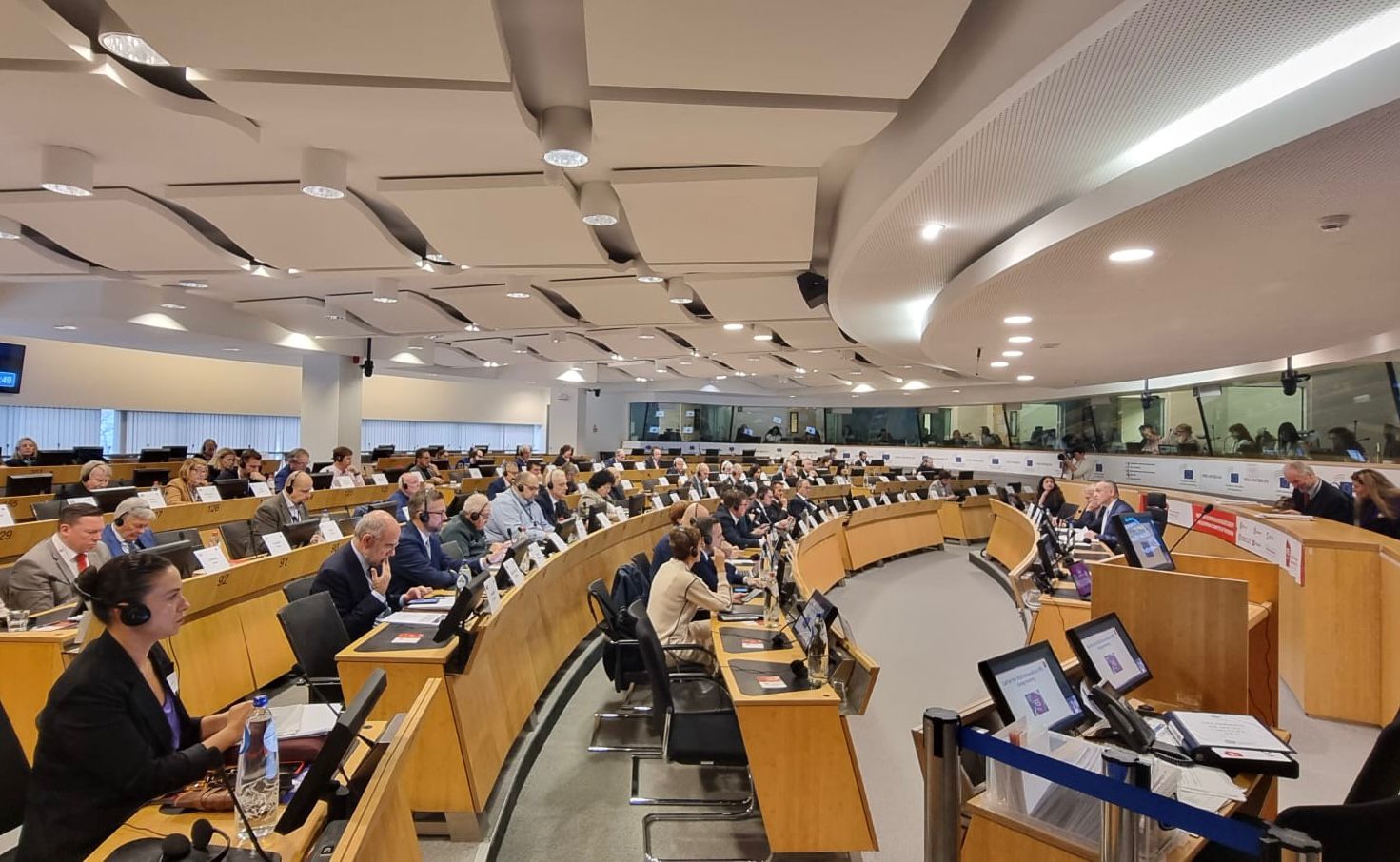 SENGEL’DEN BRÜKSEL MESAJI: “HER ZOR KIŞIN SONU BAHAR” SENGEL’DEN BRÜKSEL MESAJI: “HER ZOR KIŞIN SONU BAHAR”