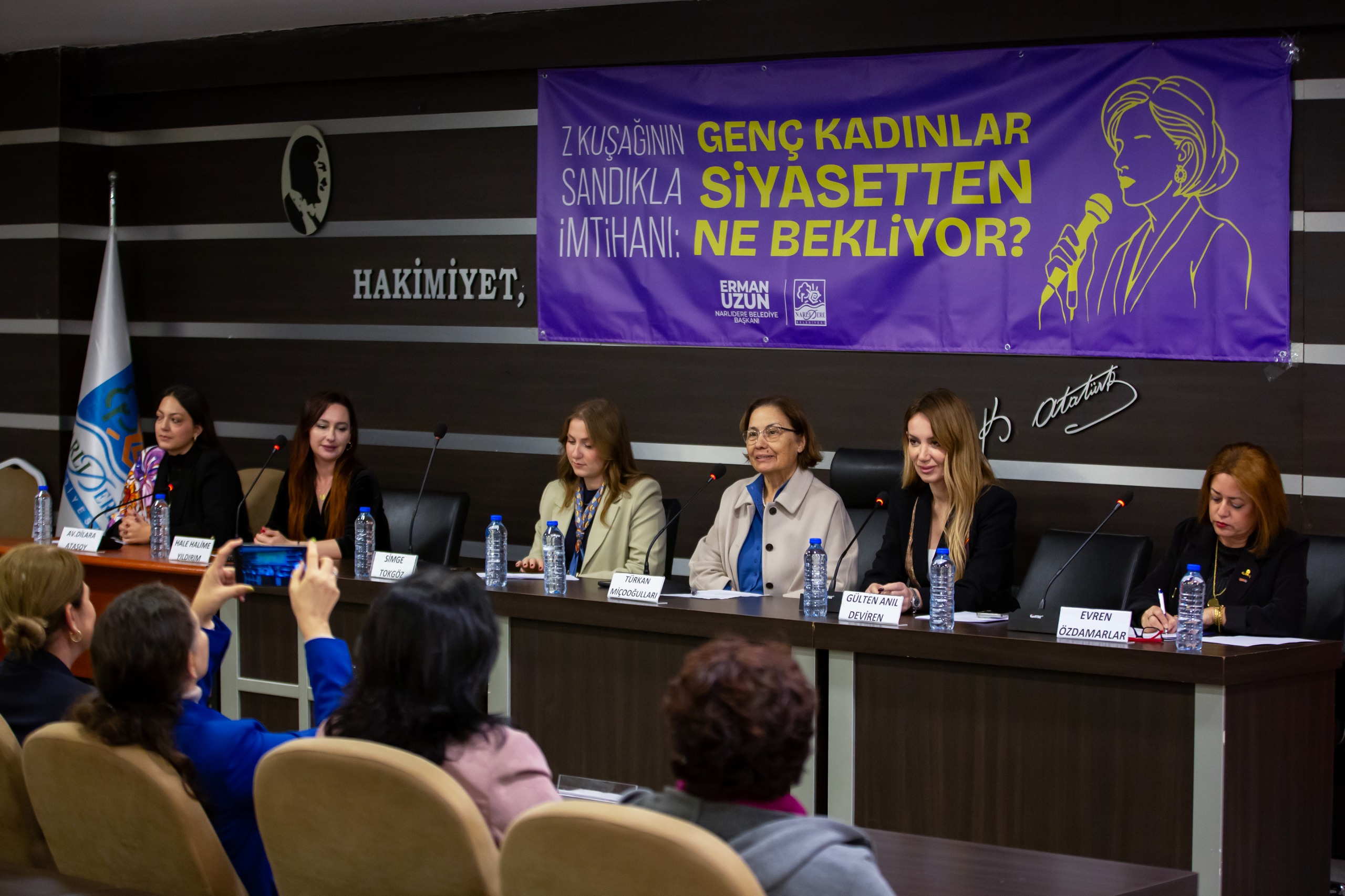 GENÇ KADINLAR NARLIDERE’DEN SES YÜKSELTTİ GENÇ KADINLAR NARLIDERE’DEN SES YÜKSELTTİ